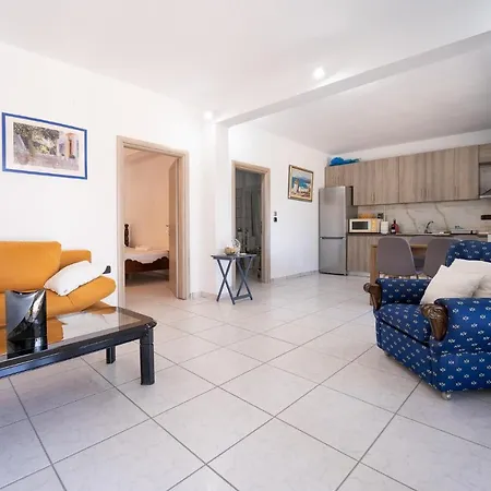 Vacation / 1 Min To Beach W / Private Parking Feriehus *