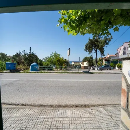 Vacation / 1 Min To Beach W / Private Parking